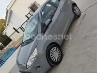 Usado Ford Ka Grand Prix III 69 CV (50 kW) 2015 Gris / plata Berlina