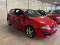 Usado Fiat Stilo Racing 115 CV (84 kW) 2005 Rojo Berlina