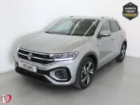 Usado VW T-Roc R-line 150 CV (110 kW) 2023 Gris / plata SUV