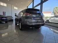 Usado Nissan X-Trail Tekna 130 CV (95 kW) 2016 Gris / plata SUV