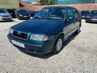 Usado Skoda Felicia 64 CV (47 kW) 1999 Verde Berlina