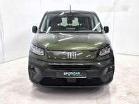 Usado Fiat Doblò 102 CV (75 kW) 2025 Verde Monovolumen