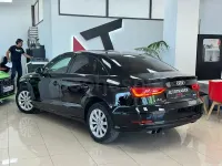 Usado Audi A3 Attraction 125 CV (91 kW) 2015 Negro Berlina