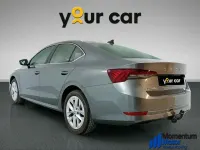Usado Skoda Octavia Selection 150 CV (110 kW) 2023 Gris Utilitario