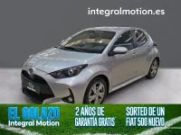 Usado Toyota Yaris Hybrid Active 115 CV (84 kW) 2025 Gris Berlina