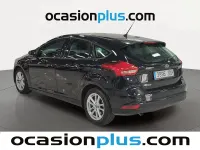 Usado Ford Focus Trend+ 116 CV (85 kW) 2015 Negro Utilitario
