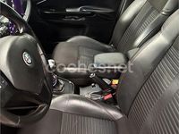 Usado Alfa Romeo Giulietta Distinctive 140 CV (102 kW) 2011 Blanco Utilitario