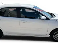 Usado Kia Rio 84 CV (61 kW) 2018 Blanco