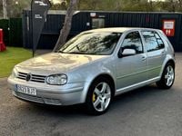 Usado VW Golf IV Highline 105 CV (77 kW) 2001 Gris / plata Berlina