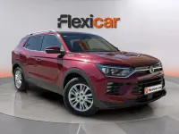 Usado SsangYong Korando Limited 136 CV (100 kW) 2020 Granate SUV