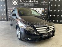 Usado Mercedes B180 Urban 109 CV (80 kW) 2014 Negro Monovolumen