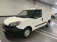 Usado Fiat Doblò 95 CV (69 kW) 2017 Blanco Monovolumen