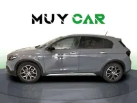 Usado Fiat Tipo Cross 129 CV (94 kW) 2021 Gris Utilitario
