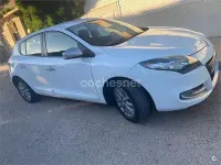 Usado Renault Mégane Expression 115 CV (84 kW) 2013 Blanco Berlina