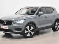 Usado Volvo XC40 Momentum 262 CV (192 kW) 2020 Gris / plata SUV