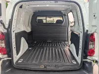 Usado Peugeot Partner 99 CV (72 kW) 2019 Blanco Monovolumen