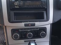 Usado VW Passat Highline 170 CV (125 kW) 2011 Gris / plata Familiar