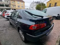 Usado Renault Laguna III Dynamique 130 CV (95 kW) 2007 Verde Berlina