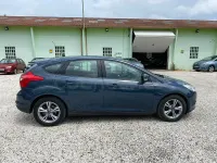 Usado Ford Focus Sport 115 CV (84 kW) 2014 Gris / plata Berlina