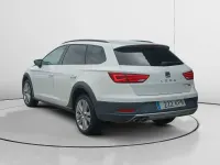 Usado Seat Leon 4Drive 150 CV (110 kW) 2018 Blanco Familiar