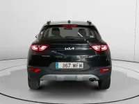 Usado Kia Stonic 84 CV (61 kW) 2023 Negro SUV