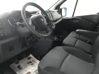 Usado Renault Trafic LIMITED 120 CV (88 kW) 2020 Gris / plata Monovolumen