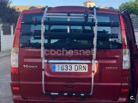 Usado Mercedes Viano 150 CV (110 kW) 2005 Granate Monovolumen