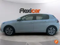 Usado Peugeot 308 Active 110 CV (80 kW) 2020 Blanco