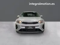 Usado Kia Stonic 84 CV (61 kW) 2022 Gris SUV