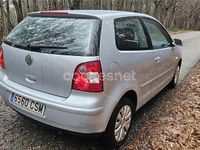 Usado VW Polo Conceptline 65 CV (47 kW) 2004 Gris / plata Utilitario
