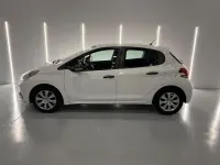 Usado Peugeot 208 Access 81 CV (59 kW) 2016 Blanco Utilitario