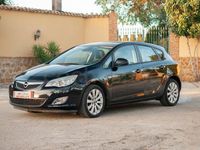 Usado Opel Astra Enjoy 110 CV (80 kW) 2010 Negro Berlina