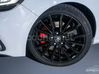 Usado Renault Clio IV Trophy 220 CV (161 kW) 2016 Blanco Berlina