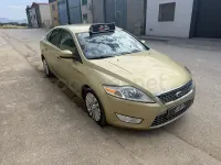 Usado Ford Mondeo Trend 140 CV (102 kW) 2007 Amarillo Berlina