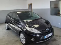 Usado Ford Fiesta Titanium 96 CV (70 kW) 2010 Negro Berlina