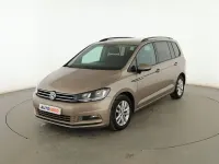 Usado VW Touran Advance 150 CV (110 kW) 2017 Amarillo Monovolumen