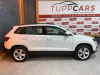 Usado Skoda Karoq Ambition 150 CV (110 kW) 2021 Blanco SUV