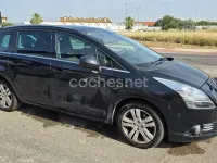 Usado Peugeot 5008 Sport 163 CV (119 kW) 2011 Negro Monovolumen