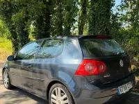 Usado VW Golf V 110 CV (80 kW) 2005 Azul Utilitario