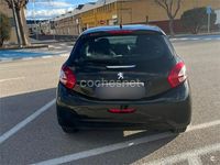 Usado Peugeot 208 Active 82 CV (60 kW) 2012 Negro Utilitario