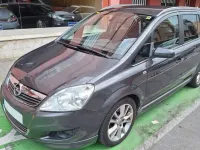 Usado Opel Zafira Cosmo 120 CV (88 kW) 2009 Gris Monovolumen
