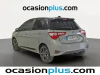 Usado Toyota Yaris Hybrid Advance 100 HP (73 kW) 2018 Cinzento