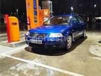 Usado VW Passat Comfortline 150 CV (110 kW) 2001 Azul Familiar