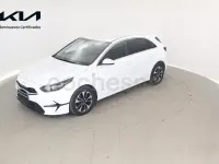 Usado Kia Ceed 100 CV (73 kW) 2025 Blanco Utilitario