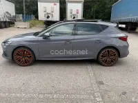 Usado Cupra Leon 245 CV (180 kW) 2021 Gris / plata Berlina