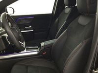 Usado Mercedes GLA200 AMG line 150 CV (110 kW) 2025 Plata hightech SUV