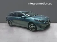 Usado Kia Ceed 119 CV (87 kW) 2022 Gris Utilitario