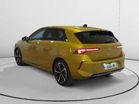 Usado Opel Astra Elegance 131 CV (96 kW) 2023 Amarillo Utilitario