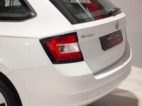 Usado Skoda Fabia 90 HP (66 kW) 2016 Branco Citadino