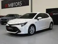 Usado Toyota Corolla Active 122 CV (89 kW) 2020 Blanco Berlina